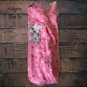 5T Kidgets footed sleeper